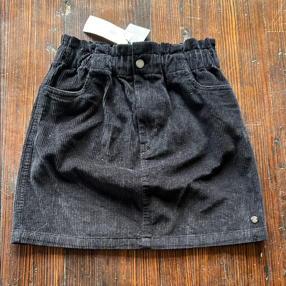 Roxy Dresses & Skirts - NWT ROXY Corduroy Skirt Size Small